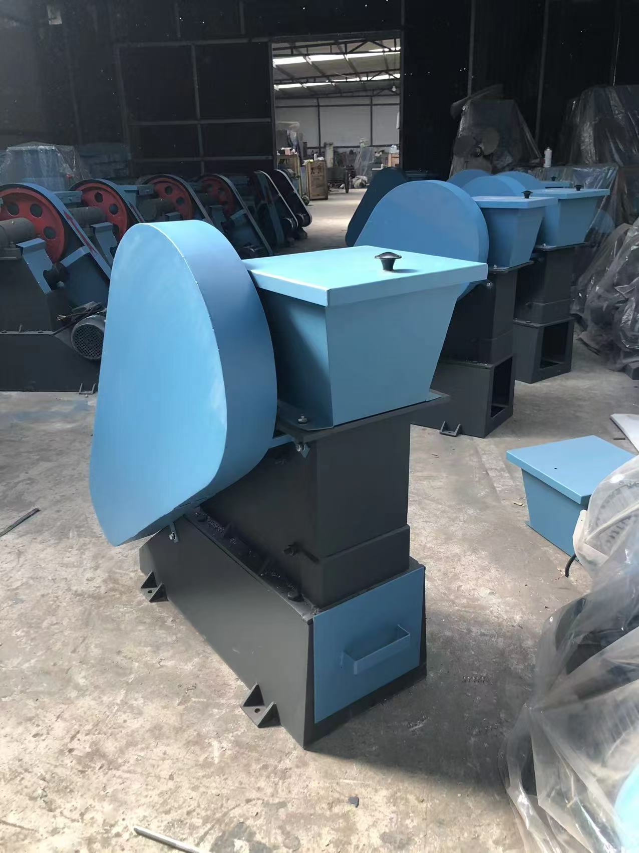 顎式破碎機(jī)安裝與試車